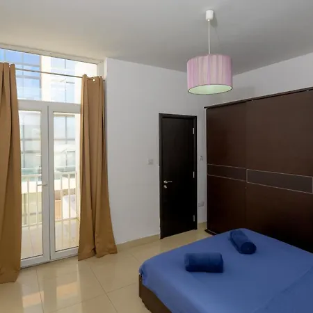 דירה Stylish Saint Julians 1 Bedroom Penthouse With Terrace In The Centre With Seaview